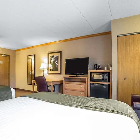 Quality Inn & Suites Casper Near Event Center-3