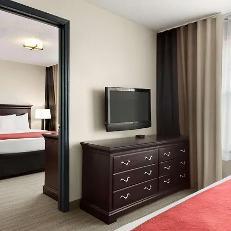 Country Inn & Suites By Radisson, Kansas City At Village West, Ks-2
