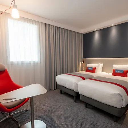 Holiday Inn Express Paris - Velizy By Ihg-3