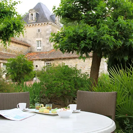 Hotel The Originals Chateau De Perigny-2