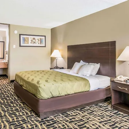 Quality Inn & Suites York East-3