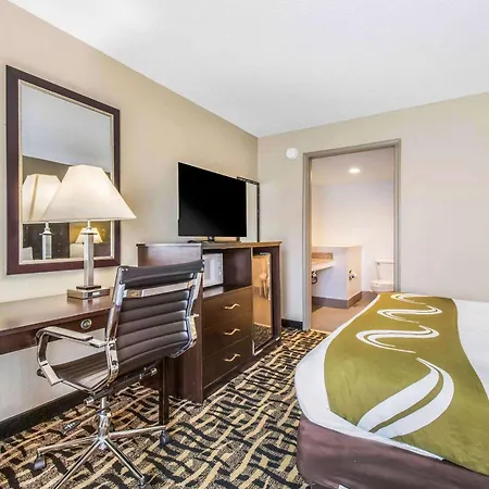 Quality Inn & Suites York East-2