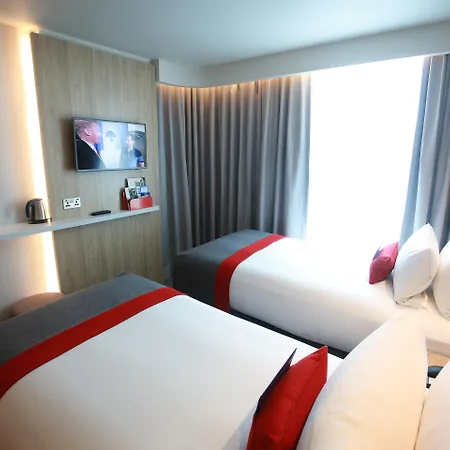 Holiday Inn Express - Manchester - Traffordcity By Ihg-3