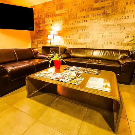 The Originals City, Hôtel Les Dômes, Perpignan Sud Saleilles-2