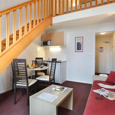 Comfort Suites & Vacanceole Les Demeures Champenoises-2