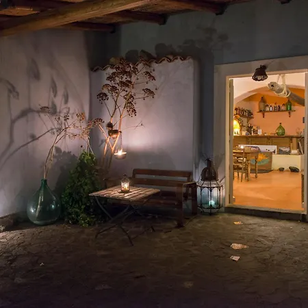 Hotel La Locanda Del Postino-2