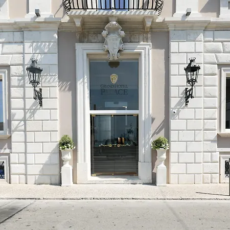 Grand Hotel Palace-2