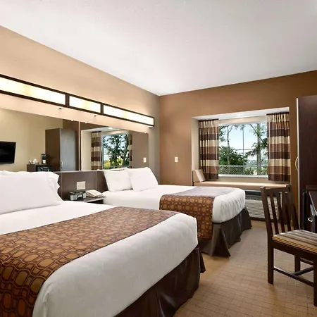 Microtel Inn & Suites By Wyndham St Clairsville - Wheeling-3
