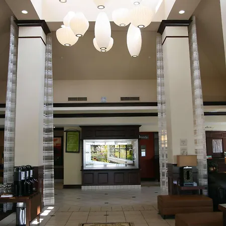 Hilton Garden Inn Cincinnati Blue Ash-2