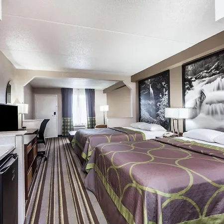Super 8 By Wyndham Pigeon Forge-Emert St-3