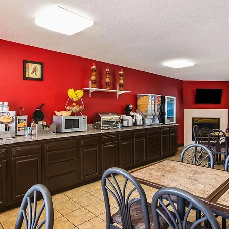 Ramada By Wyndham Sioux Falls-3