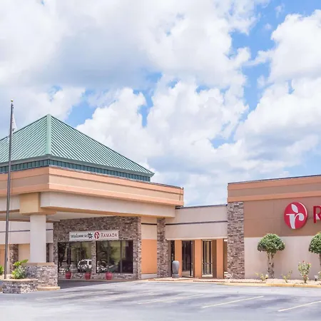 Ramada By Wyndham Macon-2