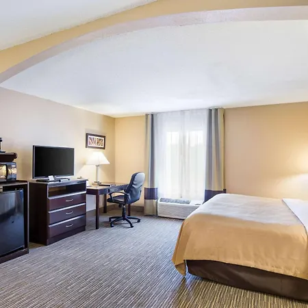 Quality Inn I-70 Near Kansas Speedway-2