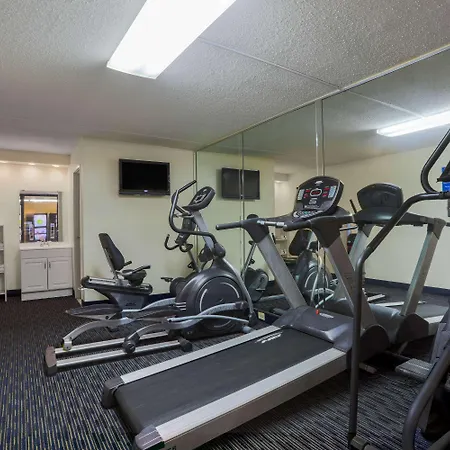Days Inn By Wyndham Newark Wilmington-2