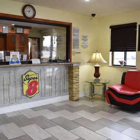Super 8 By Wyndham Newport News/Jefferson Ave.-3
