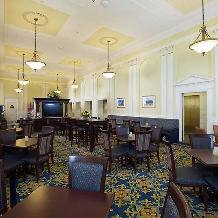 Hampton Inn & Suites Providence Downtown-2