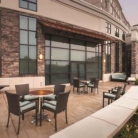 Embassy Suites Springfield-2