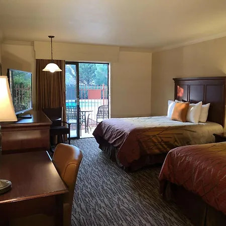 Best Western Plus Humboldt House Inn-3