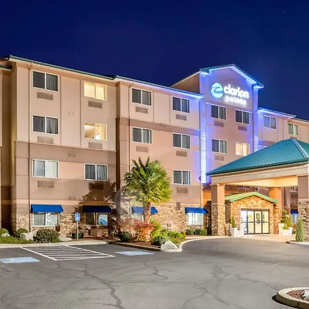 Clarion Pointe Medford-2