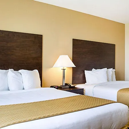 Quality Inn & Suites Minot North-3