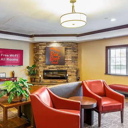 Red Roof Inn Plus Omaha - Council Bluffs-2
