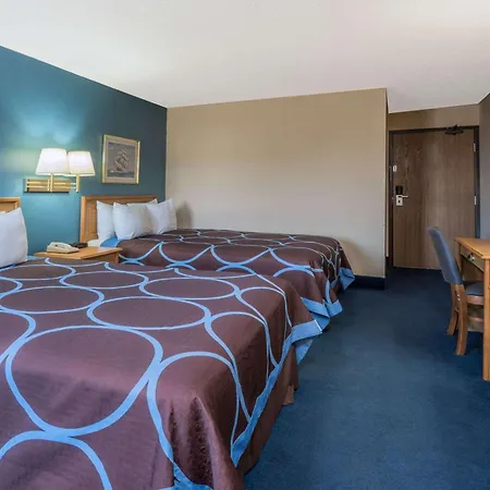 Super 8 By Wyndham Potosi-3