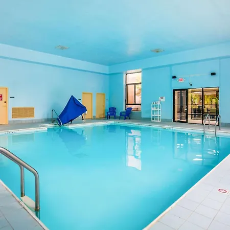 Quality Inn & Suites Sellersburg - Louisville Area-3