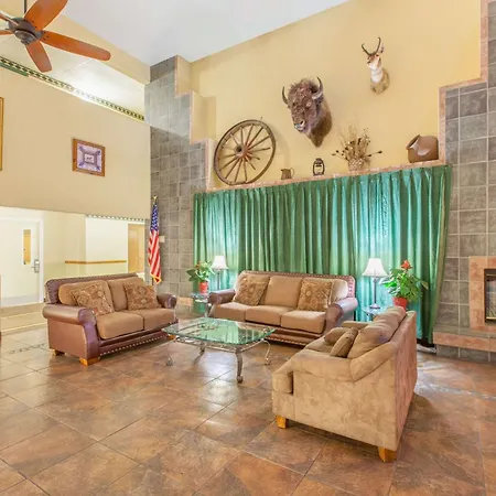 Ramada By Wyndham Williams/Grand Canyon Area-2