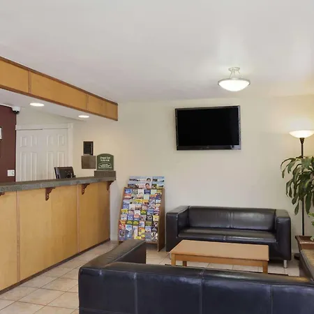 Howard Johnson By Wyndham Salem-2