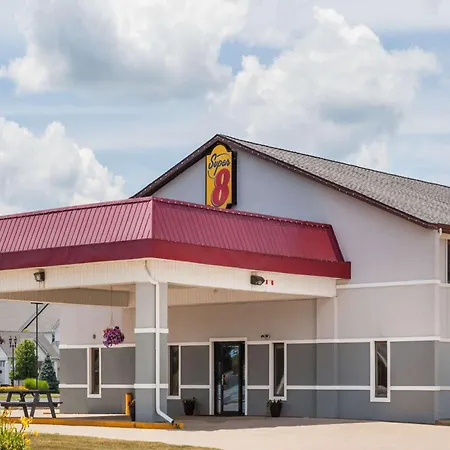 Super 8 By Wyndham Shipshewana-2