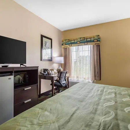 Quality Inn Cadiz-3