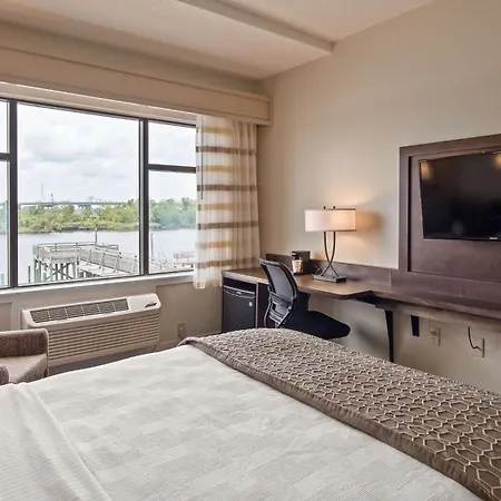 Best Western Plus Coastline Inn-2