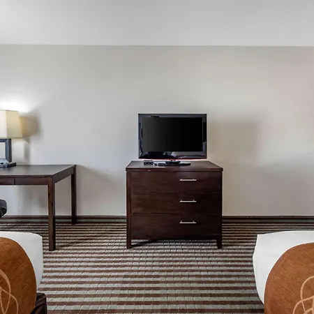 Comfort Inn & Suites Perry I-35-3