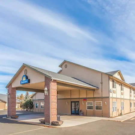 Days Inn By Wyndham Ellensburg-3