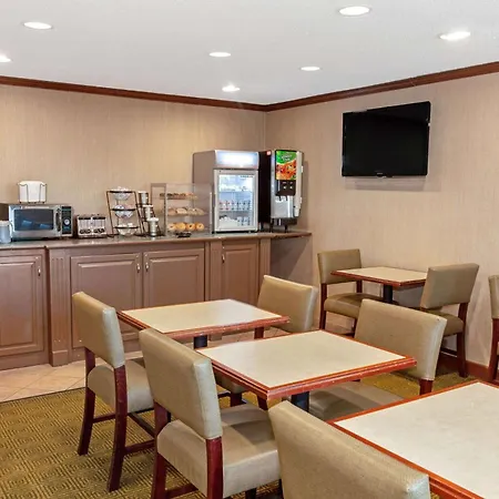 La Quinta By Wyndham Stevens Point-2