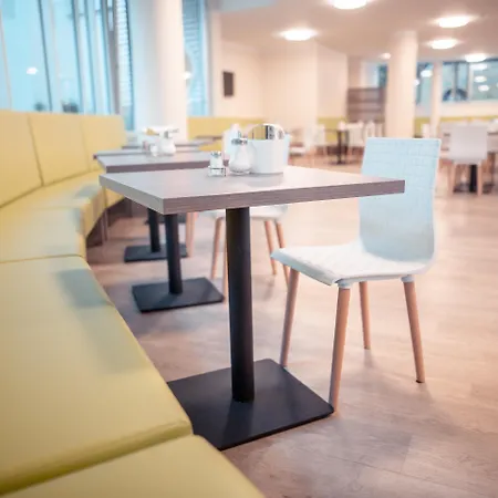 Tulip Inn Muenchen Messe-3