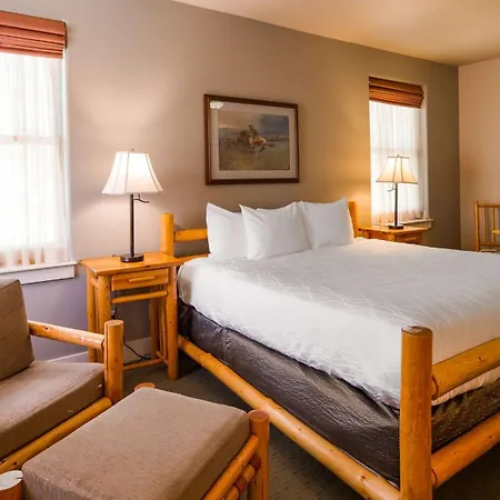 Best Western Plus Plaza Hotel-3