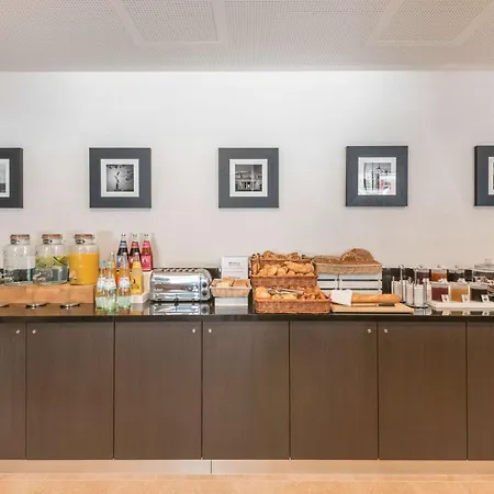 Hilton Garden Inn Munich City West-3