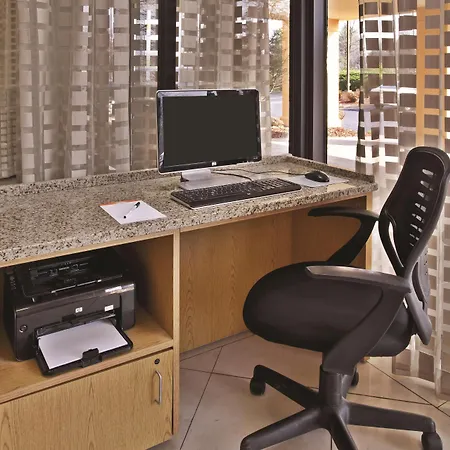 La Quinta By Wyndham Kingsport Tri Cities Airport-2