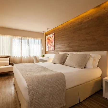 Square Design Hotel-3