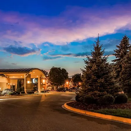 Best Western Plus Guildwood Inn-2