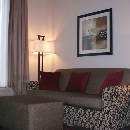 Hampton Inn By Hilton Fort Saskatchewan-3