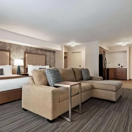 Canalta Hotel Airdrie-2