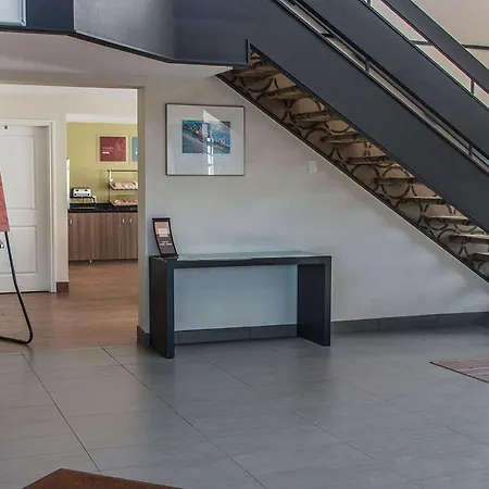 Comfort Inn-3