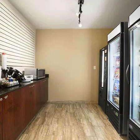 Ramada By Wyndham Edson-2