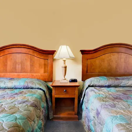 Super 8 By Wyndham Klamath Falls-3