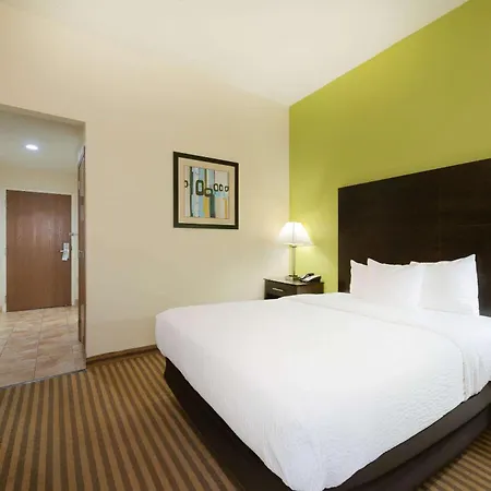 La Quinta By Wyndham Columbus - Grove City-3