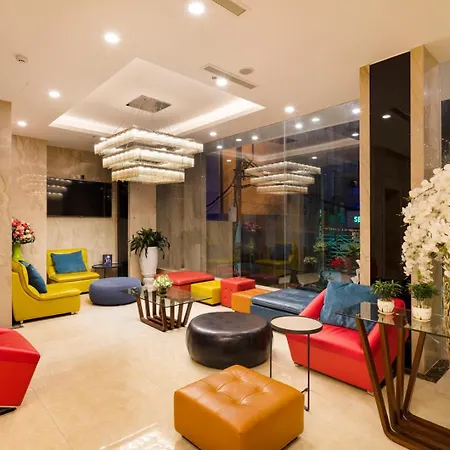 Aaron Hotel-3