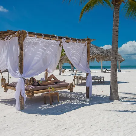 Konokono Beach Resort And Isaraya Luxury Overwater Villas-2