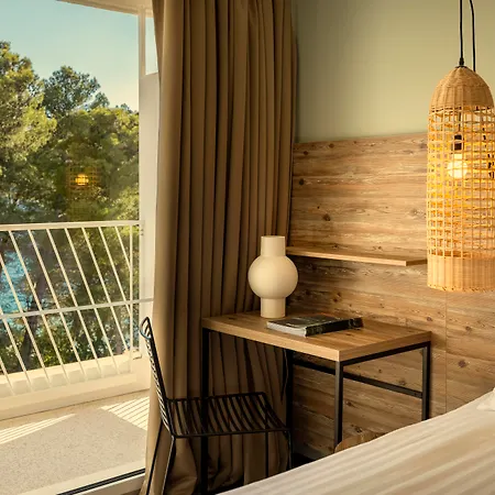 Places Hvar Hotel By Valamar-3